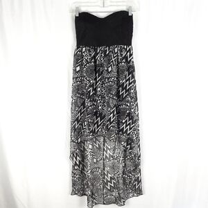 No Boundaries Strapless Waterfall Dress Size Medium (7-9)